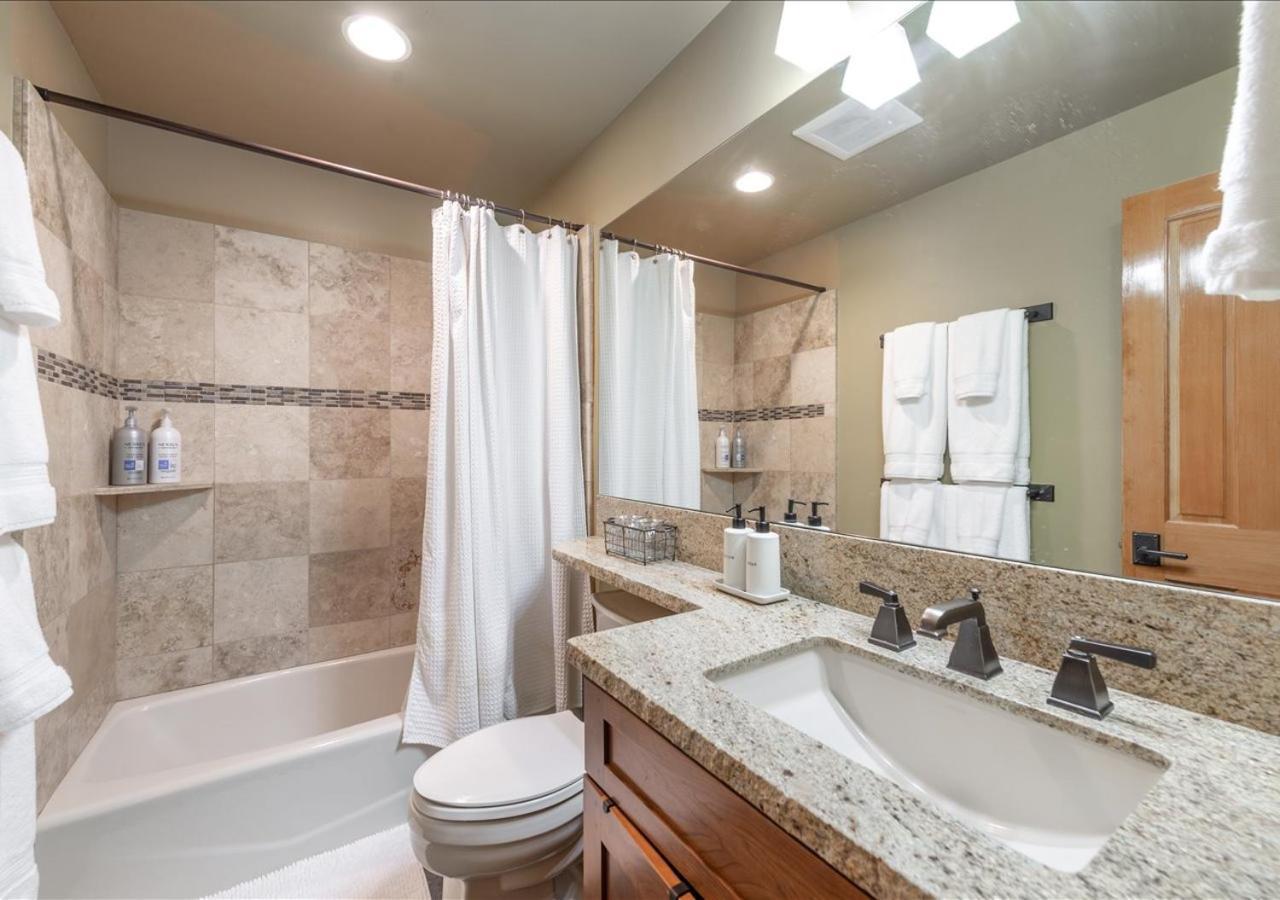 Cozy Northstar Village Condo Walk To Lifts 2 Full Ba Excellent Location Truckee Ngoại thất bức ảnh